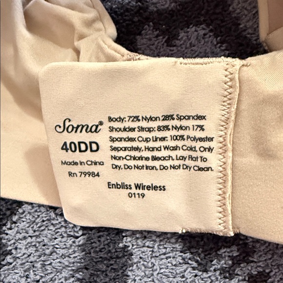 Soma Endless Bra - 40DD - Picture 4 of 5